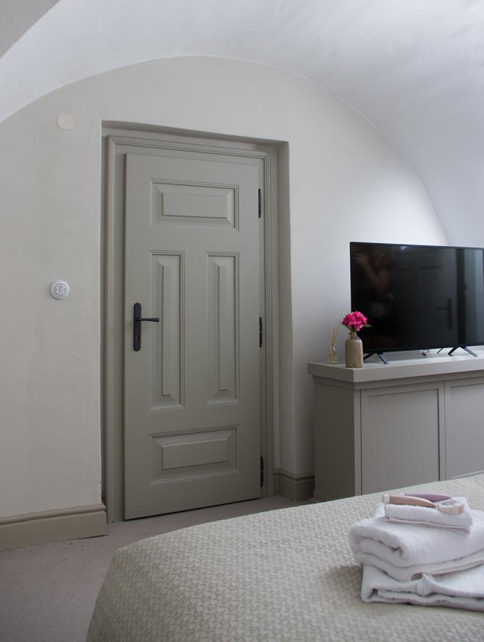 Hotel Kocour Třebíč Εξωτερικό φωτογραφία