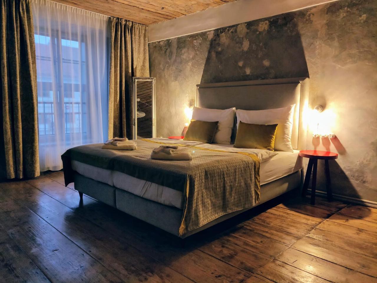 Hotel Kocour Třebíč Εξωτερικό φωτογραφία